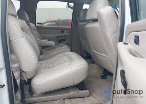 2002 Chevrolet Suburban 1500 Lt z USA, uszkodzony, nr VIN 3GNFK16Z12G259697